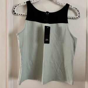Oakley Women's Black and Cream Tank Top